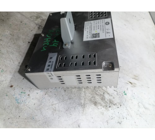 Мультимедийное устройство (магнитола)