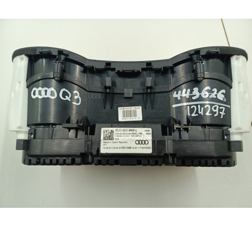 Панель приборов