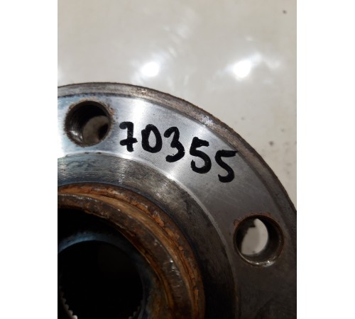 Ступица (передняя, левая)