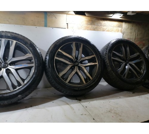 Комплект колес 245/50 R20 зима
