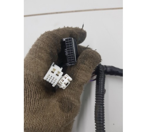 Электропроводка двери передняя правая