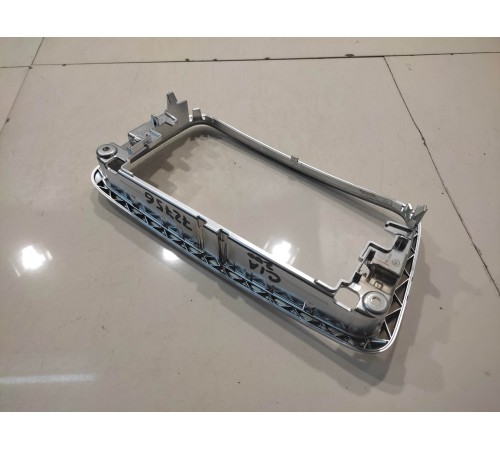 Накладка магнитолы