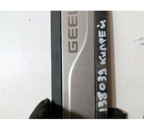 Накладка порога задняя левая