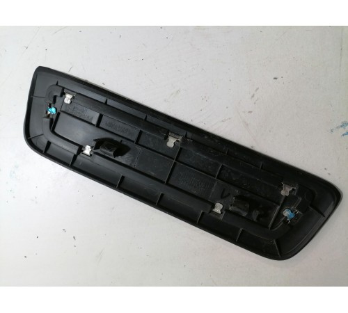 Накладка порога задняя левая