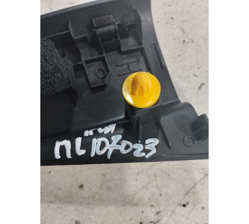 Накладка (угол) двери передняя левая