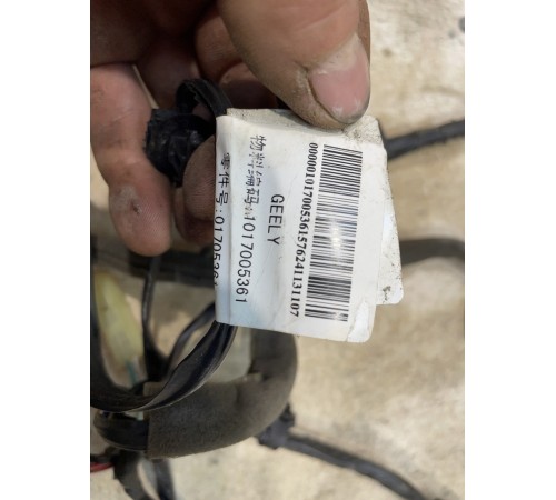 Электропроводка двери передней правой