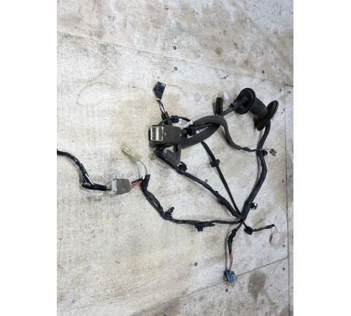 Электропроводка двери передней правой