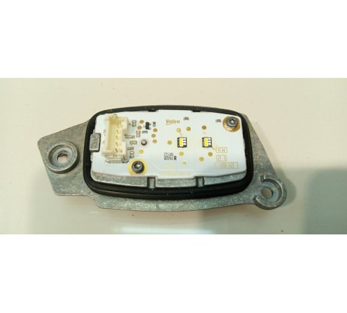 Цветодиодный модуль правой фары