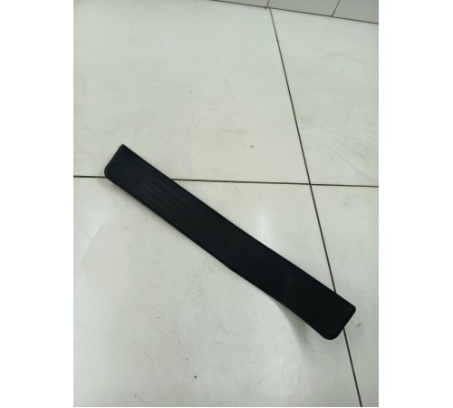 Накладка порога задняя правая