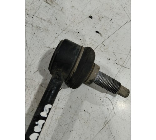 Стойка стабилизатора передняя левая