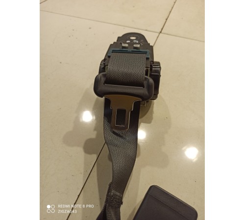 Ремень безопасности (задний, средний)