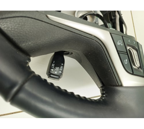 Рулевое колесо (руль)