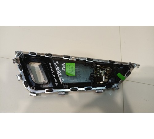 Ручка двери внутренняя передняя левая