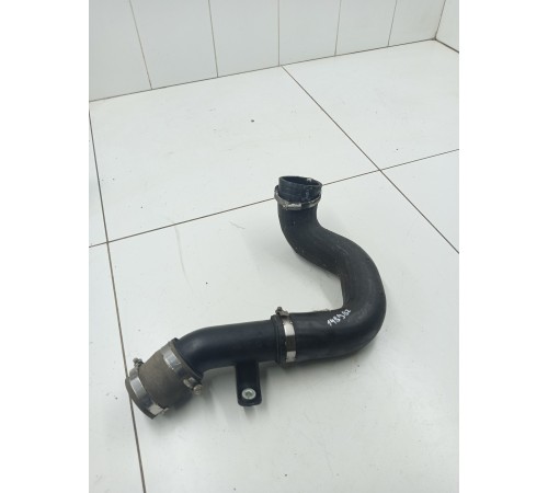 Патрубок системы охлаждения