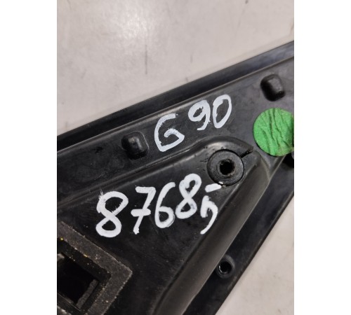 Уголок двери (задний левый)