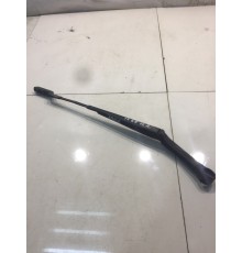 Стеклоочиститель (передний, правый)