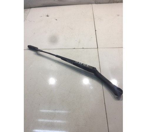 Стеклоочиститель (передний, правый)