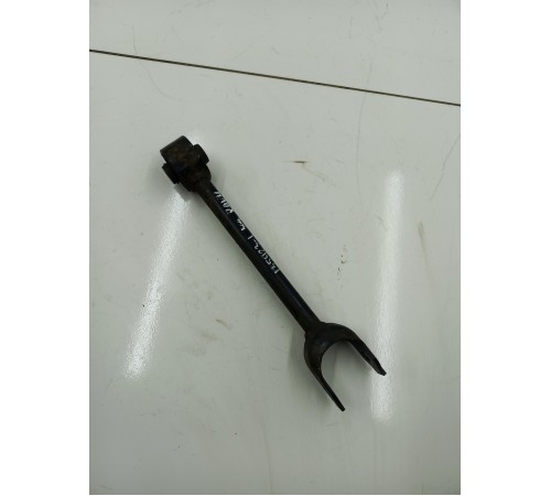 Рычаг задний