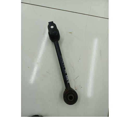 Рычаг задний