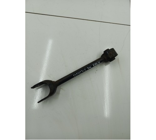 Рычаг задний