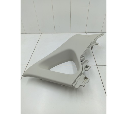 Обшивка багажника задняя правая (верхняя)