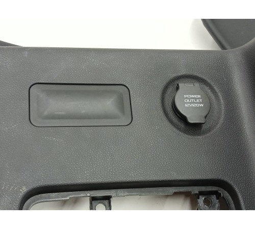 Обшивка багажника левая