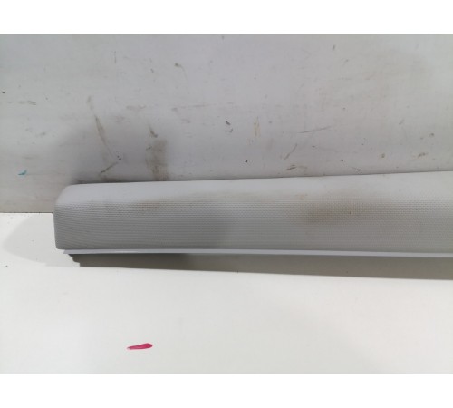 Воздушный дефлектор центральный с декоративной накладкой торпедо