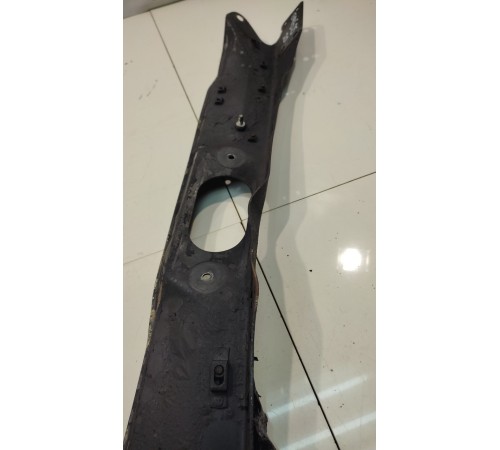 Панель передняя (верхняя часть)