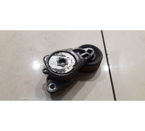 Ролик-натяжитель