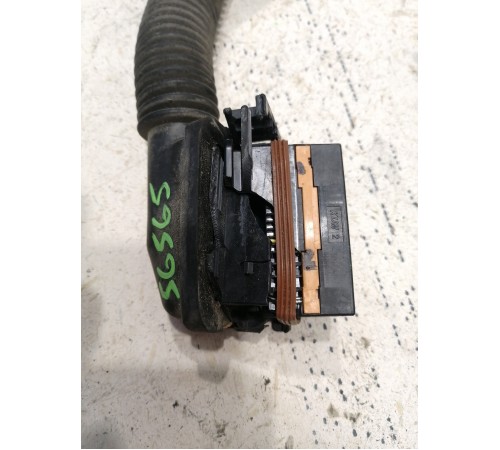 Электропроводка передней правой двери