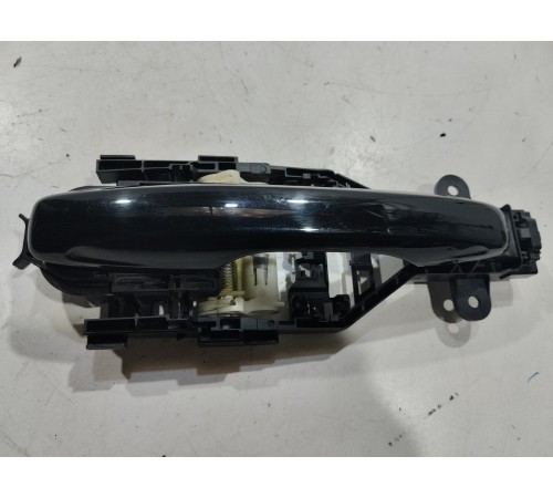 Ручка двери (передняя, правая, внешняя)