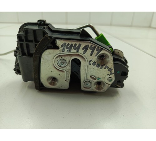 Замок двери передний правый