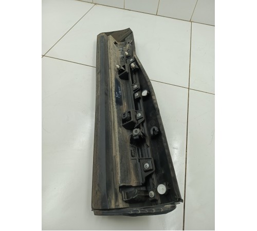 Молдинг двери задний левый 