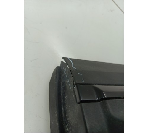 Молдинг двери задний левый 