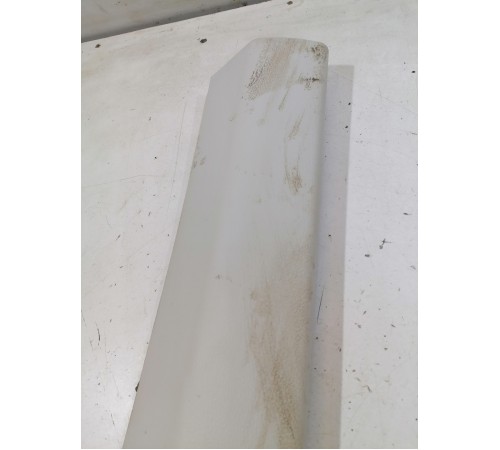 Обшивка крышки багажника