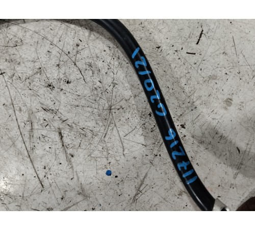 Клемма аккумулятора (минус)