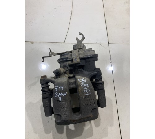 Суппорт(задний правый)