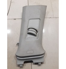 Обшивка центральной стойки (правая)