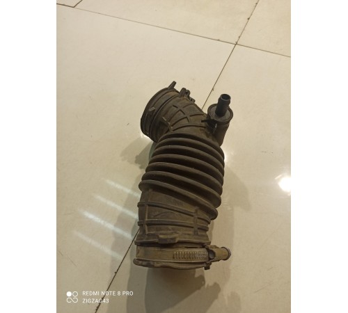 Патрубок воздушного фильтра