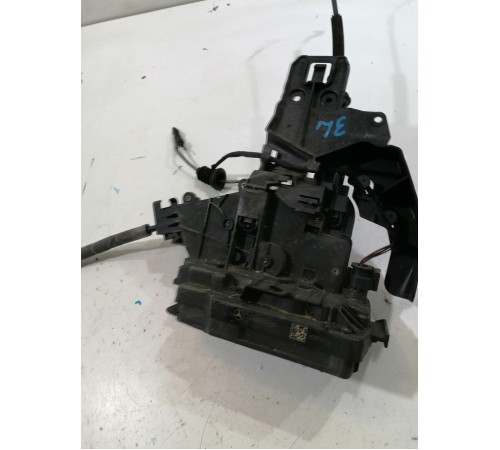 Замок двери задний левый