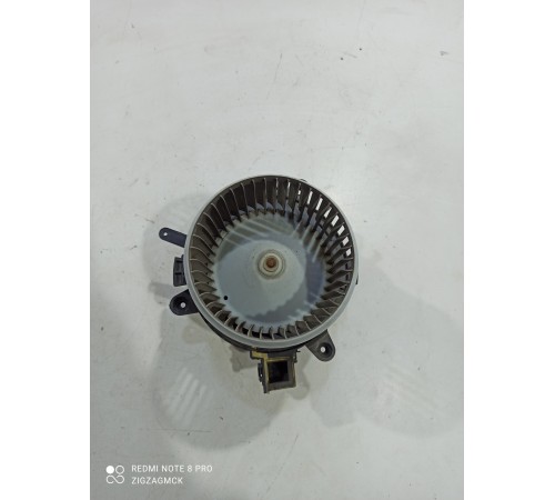 Моторчик отопителя (печки) передний