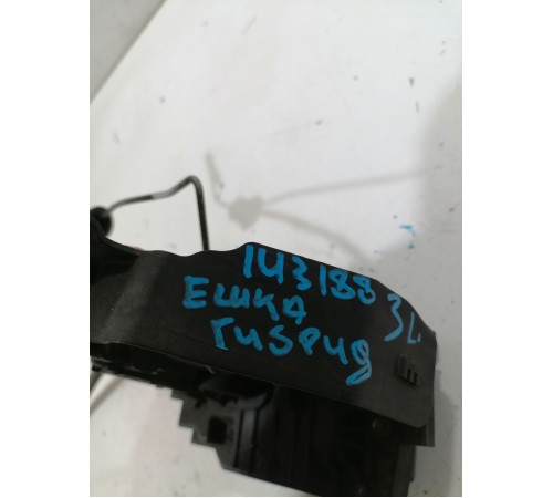 Замок двери задний левый