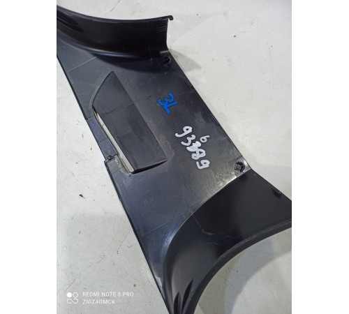 Накладка порога левая