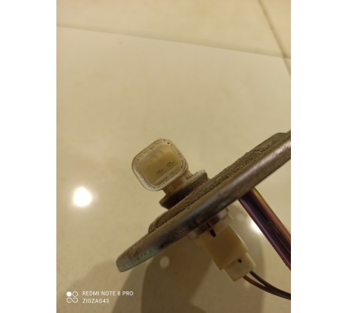 Датчик уровня топлива