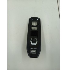 Кнопка стояночного тормоза с накладкой