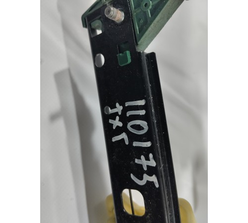 Стеклоподъемник (задний левый)