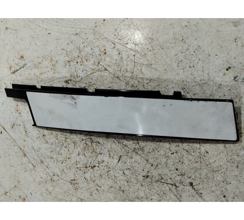 Накладка двери передняя левая