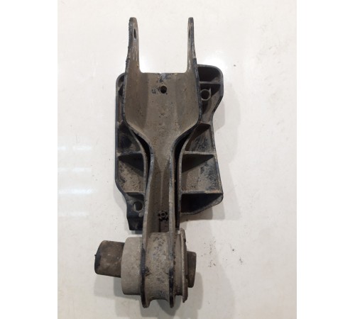 Рычаг подвески (задний, левый)