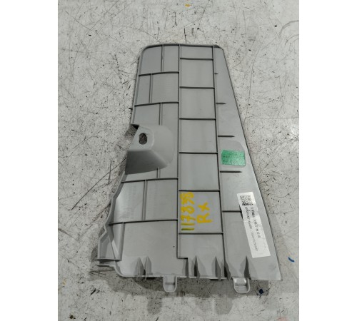 Накладка центральной консоли левая