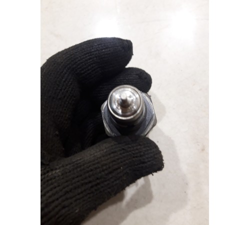 Клапан давления топлива